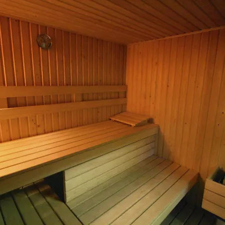 Spacious In With Sauna