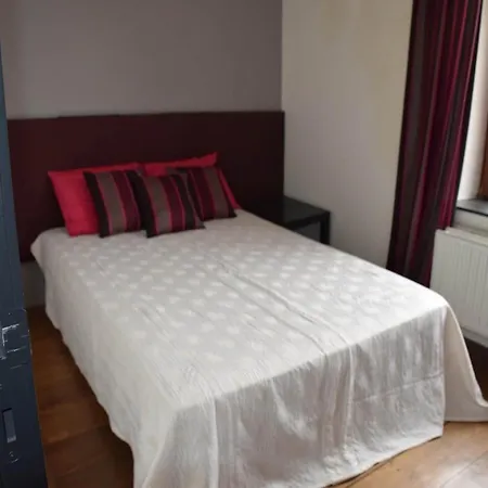 Group Getaway Villa, 度假居 Anthisnes