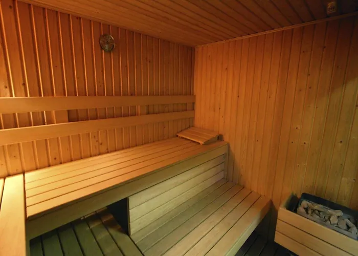 Group Getaway Villa, 度假居